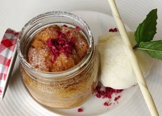 la-scala-raspberry-sponge-blog