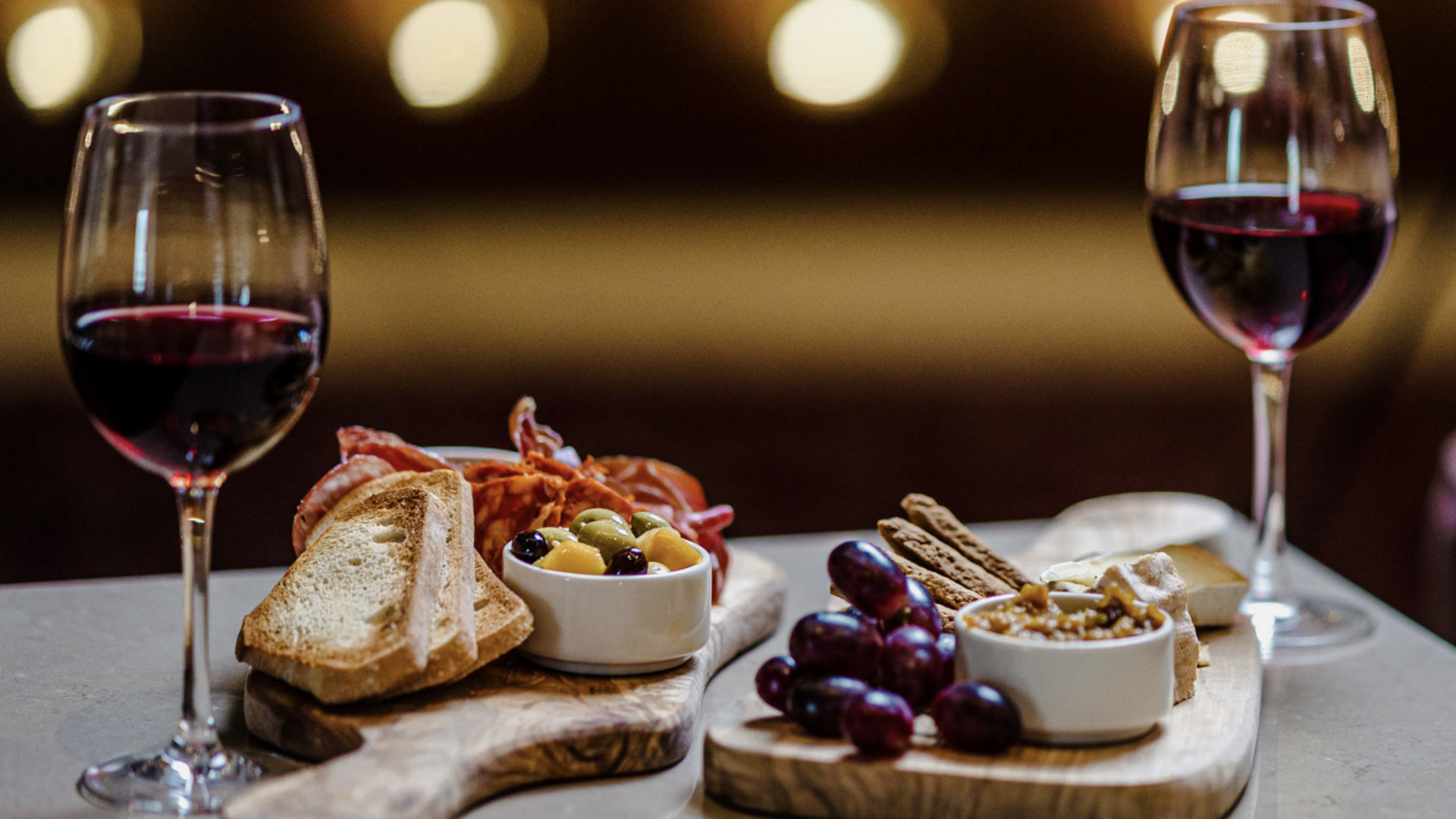 Romantic Breaks Belfast Valentines City Breaks Stormont Hotel